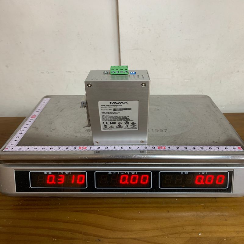 MOXA EDS-P206A-4POE Ethernet switch - Image 2