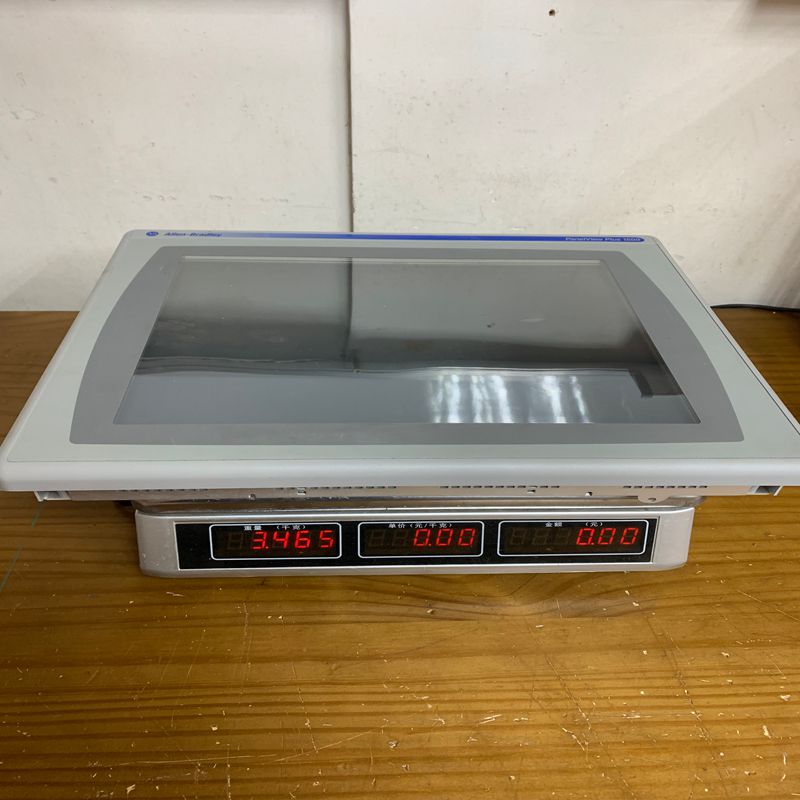 Allen-Bradley 2711P-RDT15C Touchscreen - Image 2