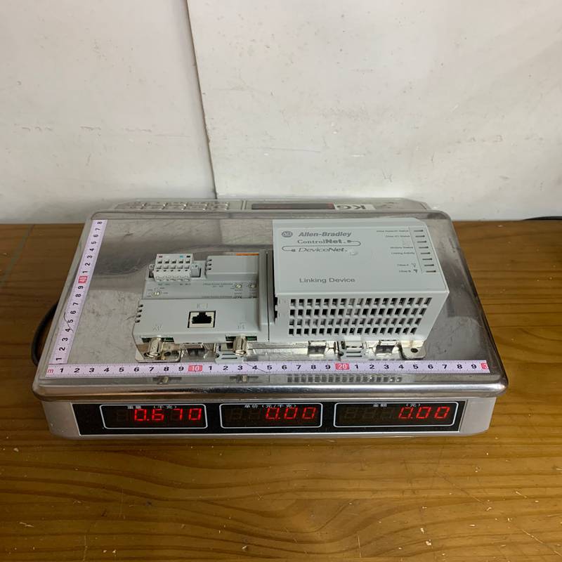 Allen-Bradley 1788-CN2DN Network Bridge - Image 2