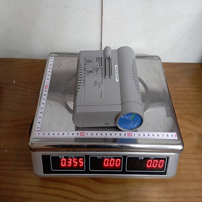 Honeywell CC-PDIL01 51405040-175 Input Module - Image 2