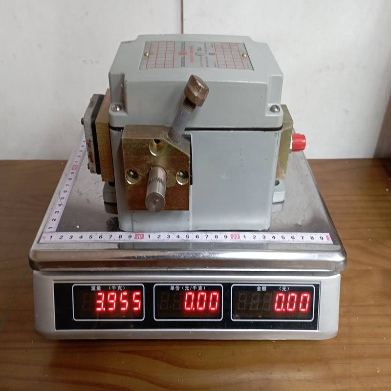 GE IC9445B203B Limit Switch - Image 2