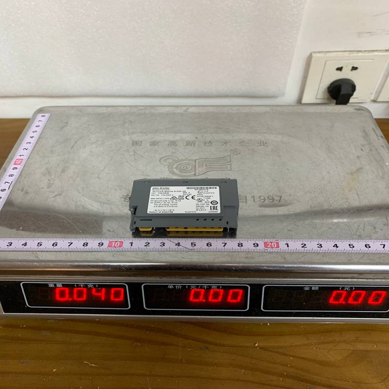 Allen-Bradley 1734-0E2C 2-Channel Analog Output Module - Image 2