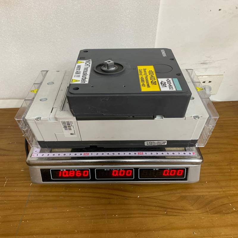 Siemens 3VL5763-3AA36-0AA0 Molded Case Circuit Breaker - Image 2