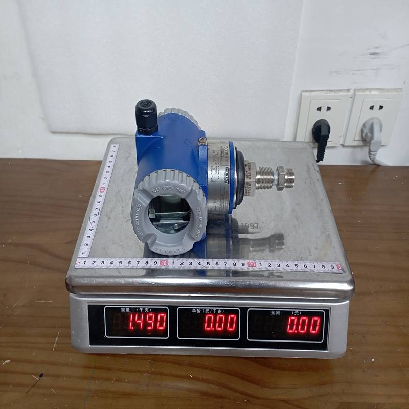 Foxboro lGP10-A22F1F Intelligent Gauge Pressure Transmitter - Image 2