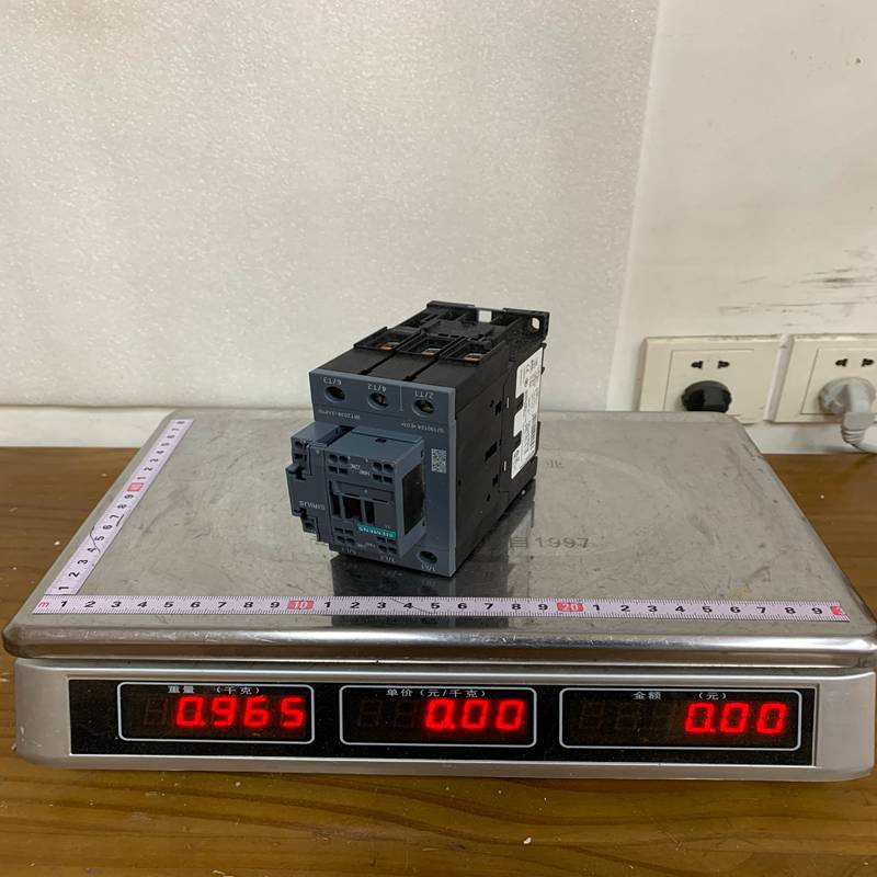 Siemens 3RT2038-3AP00 AC Contactor - Image 2