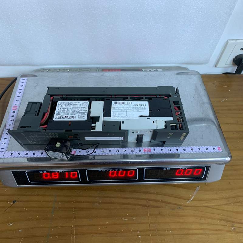 SIEMENS 3RK1301-1JB00-0AA2 Motor Starter Module - Image 2