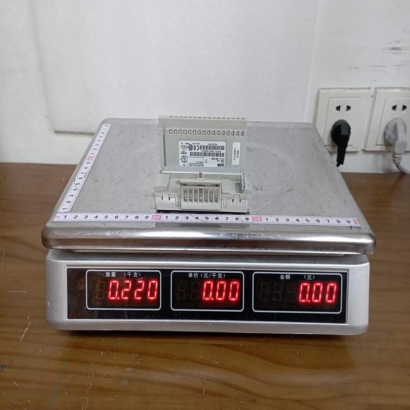 ABB S200-TB3 Terminal Base Unit - Image 2