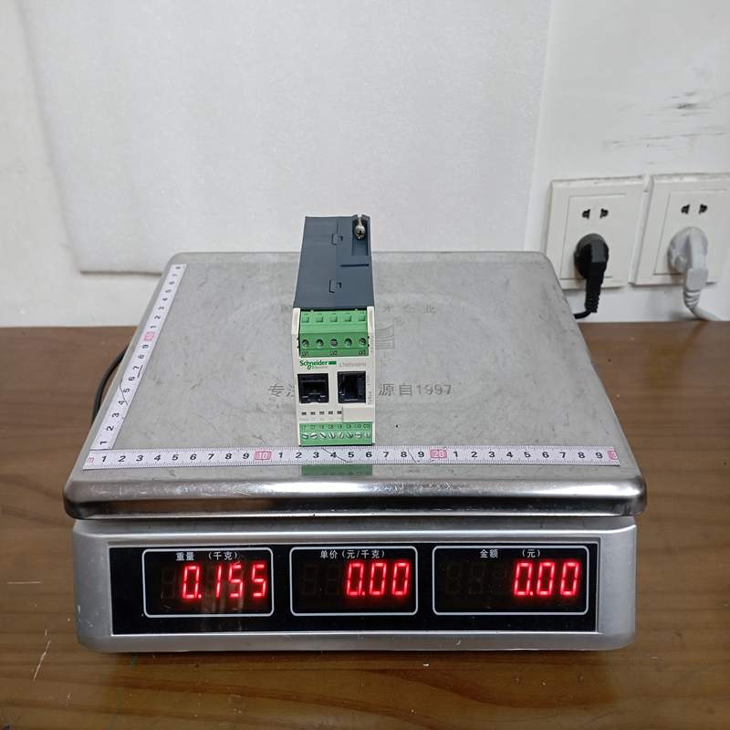 Schneider LTMEV40FM Voltage Measurement Extension Module - Image 2